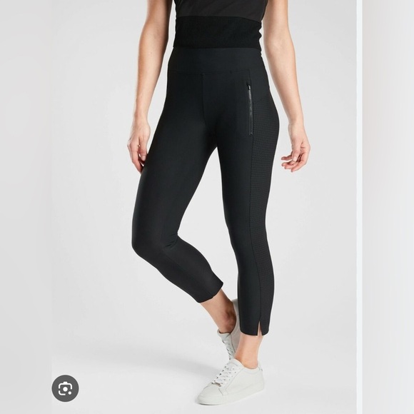 Athleta Pants - ATHLETA Stellar Knit Crop, Black, Size 6, Like New